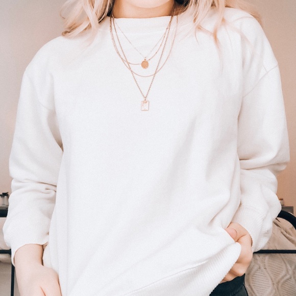 URBAN OUTFITTERS WHITE CREW PULLOVER - Picture 2 of 3